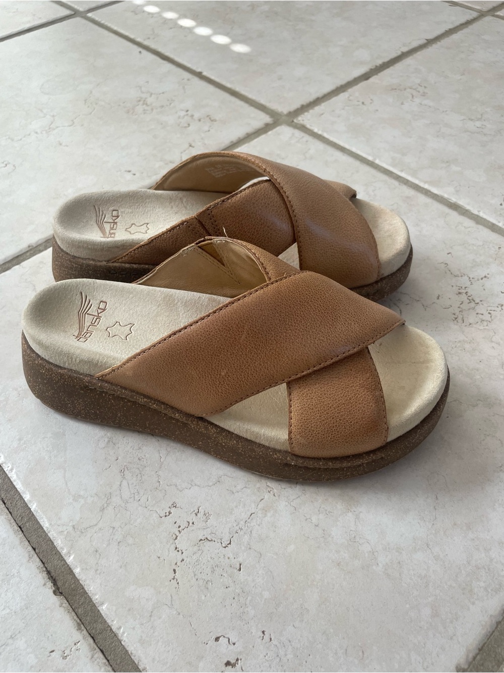 Dansko Tan Leather Crisscross Slip-On platform Mules - Picture 4 of 6
